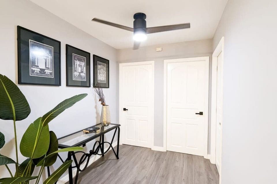 Bedroom 1 and 2 entrance