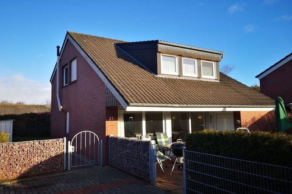 Holiday Home Exterior [summer]