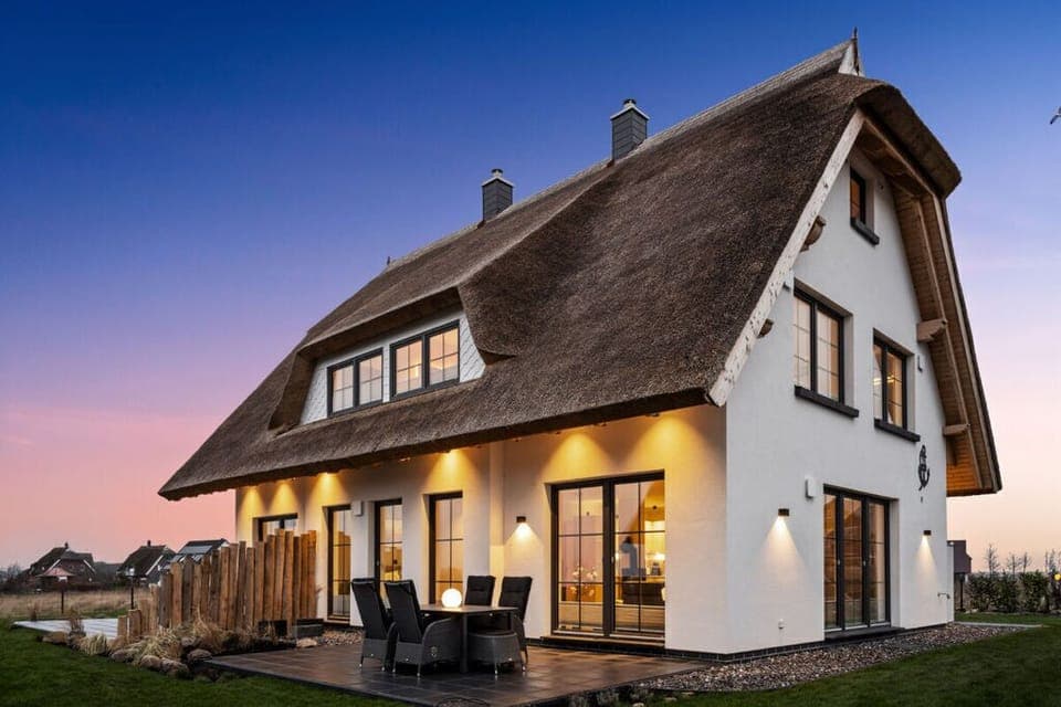 Holiday Home Exterior [summer]