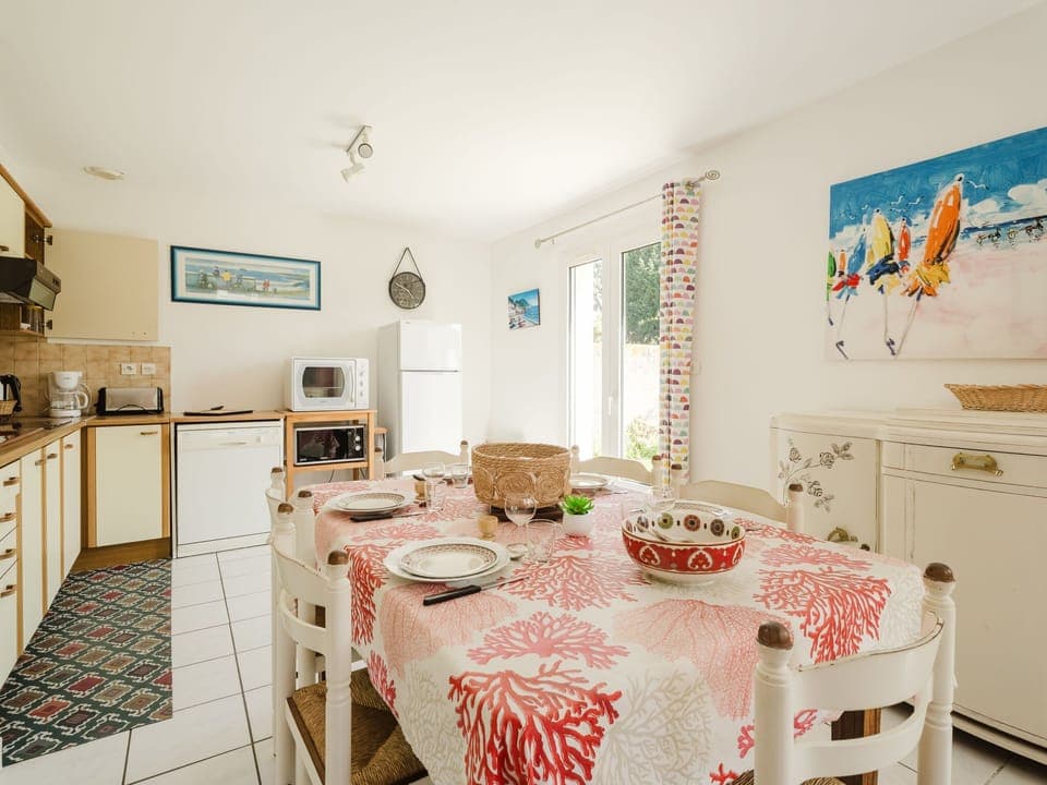 Kitchen / Dining Room