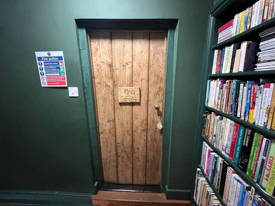 Luxury Double Room, Ensuite (King Street room) | Egyptian cotton sheets, premium bedding, pillowtop beds