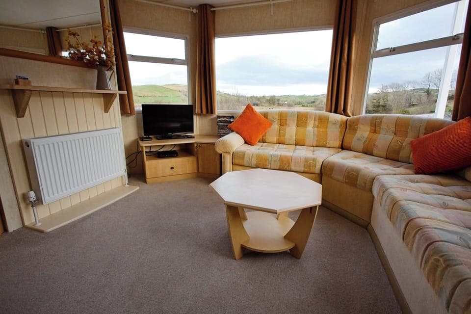Cabin | Living area