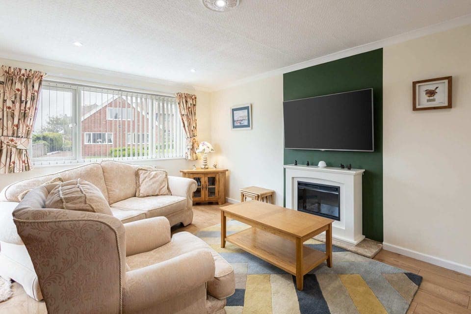 Farthings, Whitby - Host & Stay