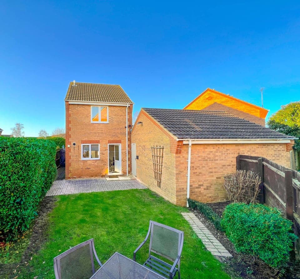 Comfort House, Private Bathroom | Garden