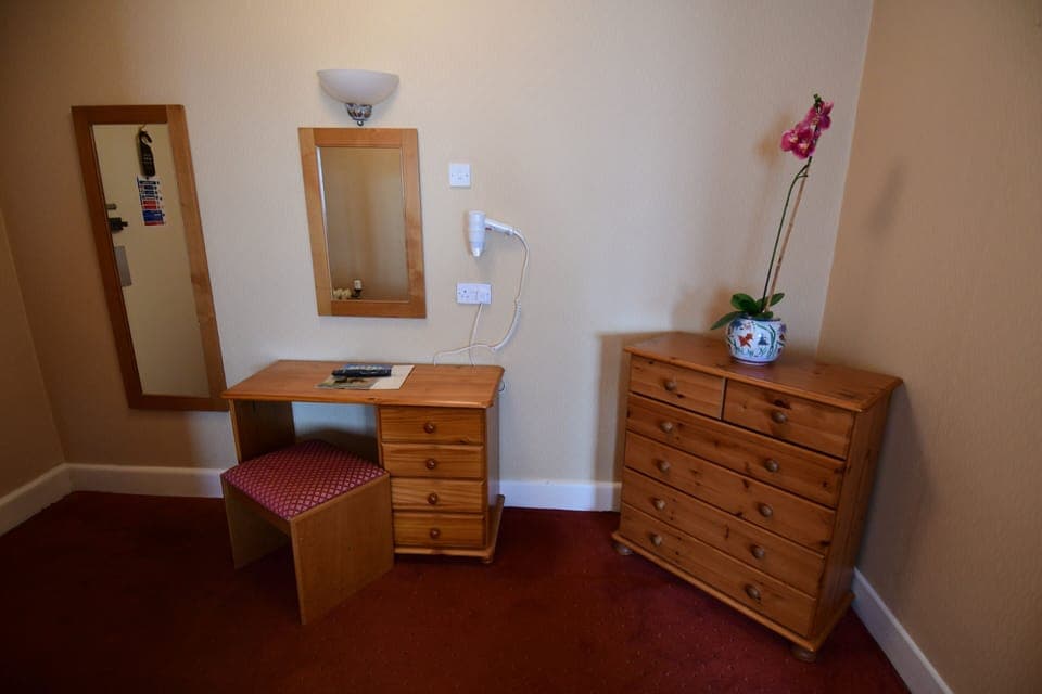 Deluxe Double Room | Hypo-allergenic bedding, individually decorated, individually furnished