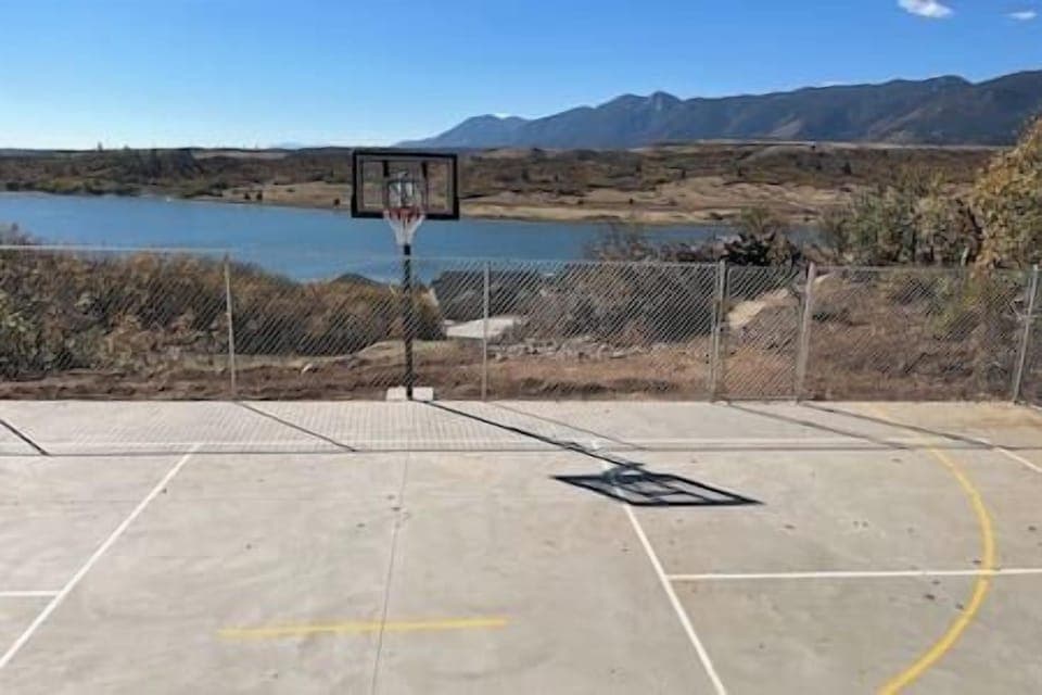 Sport court