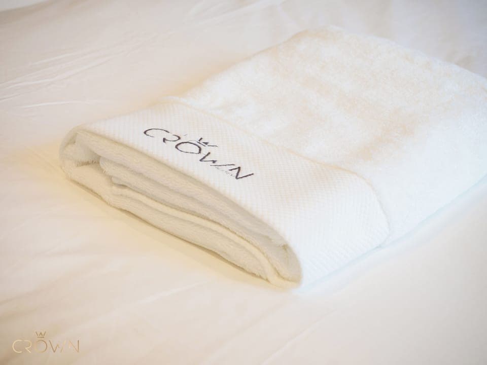 Deluxe Double or Twin Room | Egyptian cotton sheets, premium bedding, in-room safe, desk
