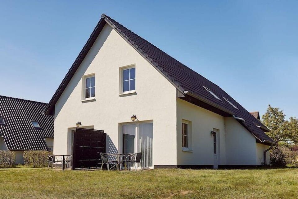 Holiday Home Exterior [summer]