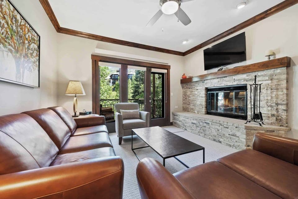 charter-3230-1922_51264174433_o