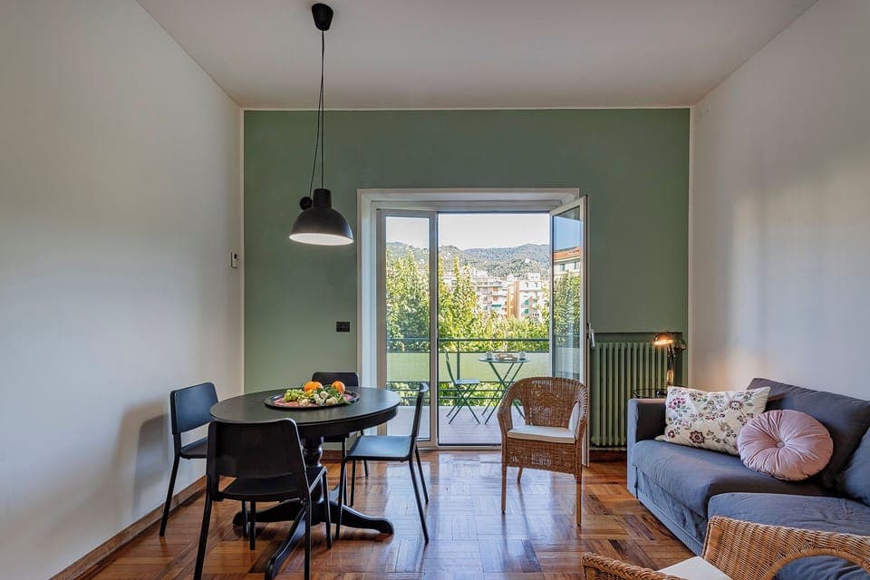 Apartment | Living area | TV