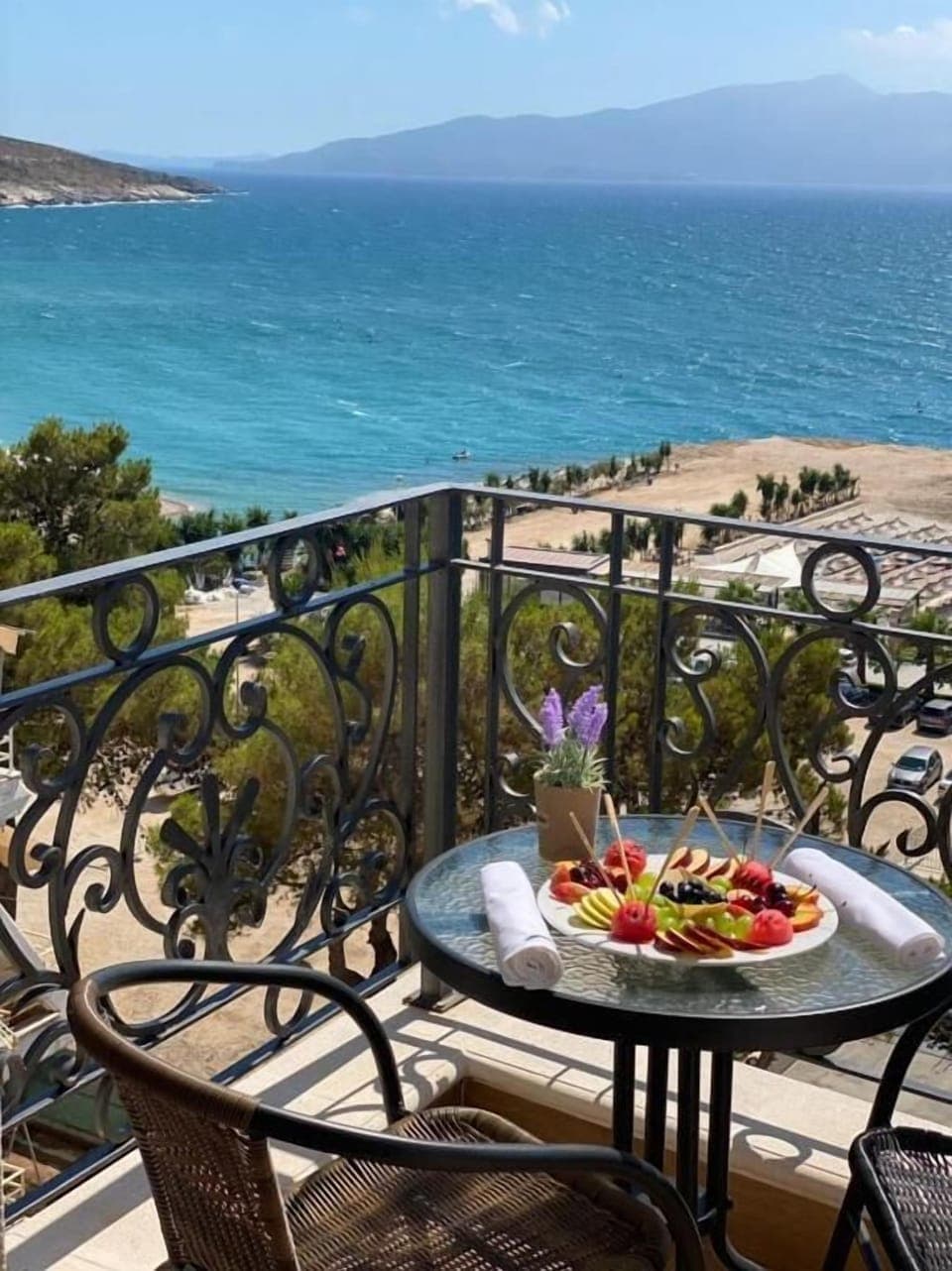 Deluxe Double Room, Sea View | Soundproofing, free WiFi, bed sheets