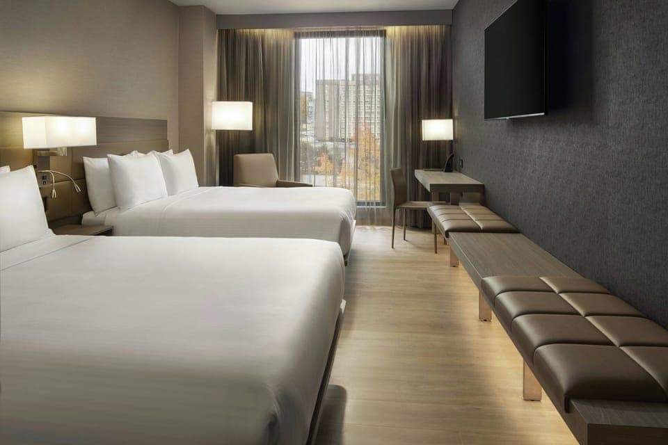 Premium bedding, pillowtop beds, in-room safe, desk