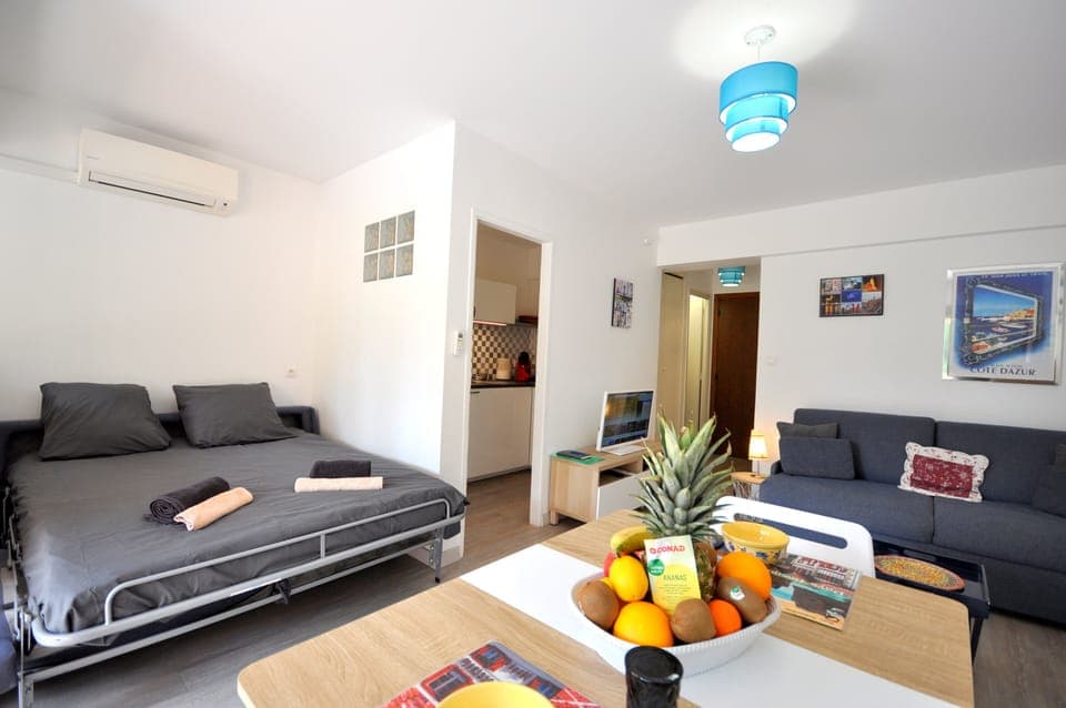 4f3406b2-fd7c-4e9f-b057-afab6bad2935