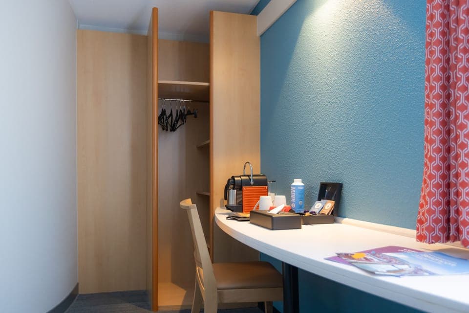 Comfort Double Room, 1 Double Bed | Desk, laptop workspace, blackout drapes, soundproofing