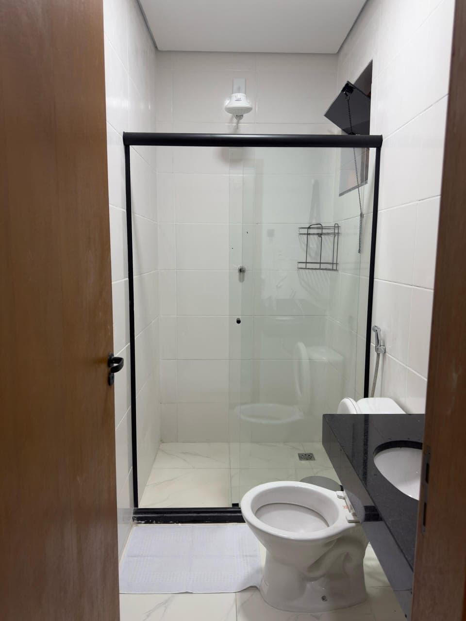 City Quadruple Room | Bathroom