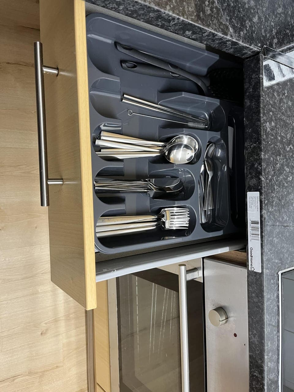 House | Private kitchen | Fridge, microwave, oven, stovetop