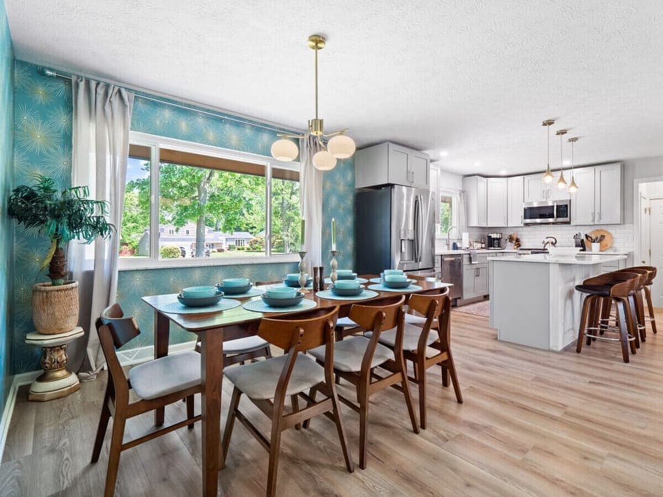 Dine in style and comfort with our chic dining area, featuring modern decor and ample seating.