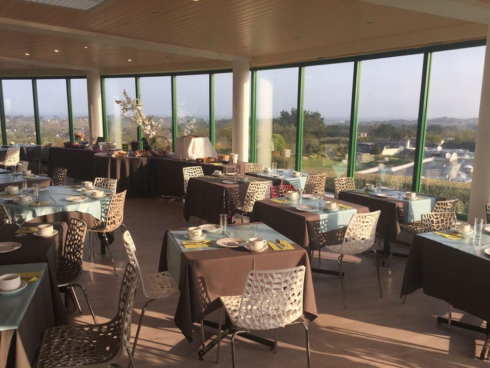 Daily buffet breakfast (EUR 14.50 per person)