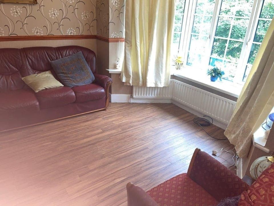 Romantic House, Courtyard View | Living area | 35-inch Smart TV with digital channels