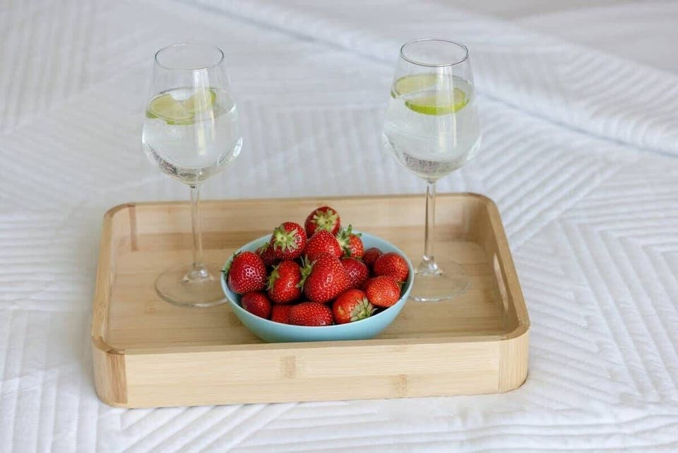 Decorative elements.