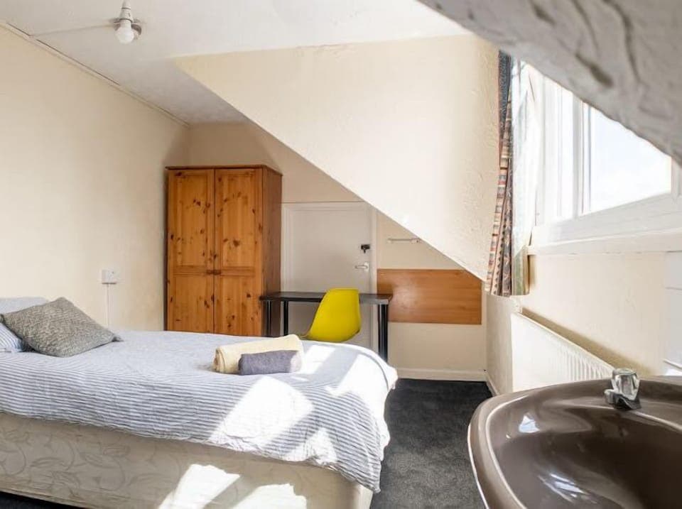 Image picker 9D0A1F52 DFD0 4C46 AD6B B86C4F900A18 32991 000015CB5689F19D