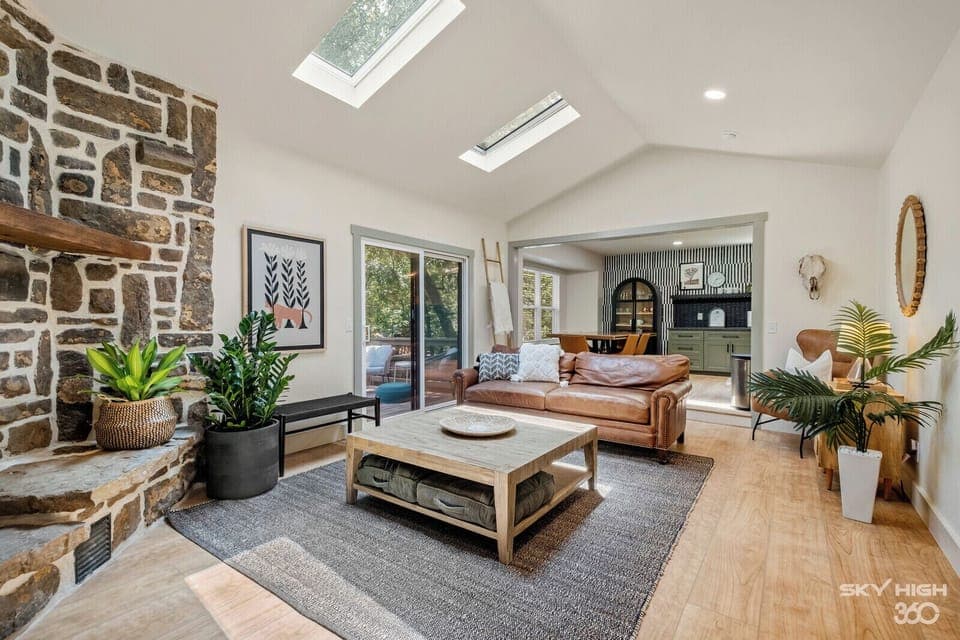 05 1203 NW 10th St Bentonville AR 72712 05 mls