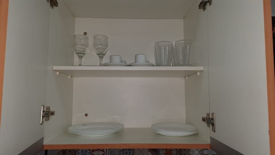 Apartment, 1 Bedroom, Accessible | Private kitchen | Microwave, oven, stovetop, blender