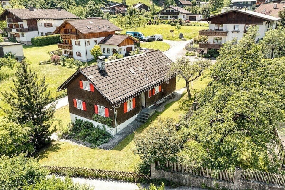 Exterior view of Chalet Mariedl in Tschagguns in the Montafon valley.