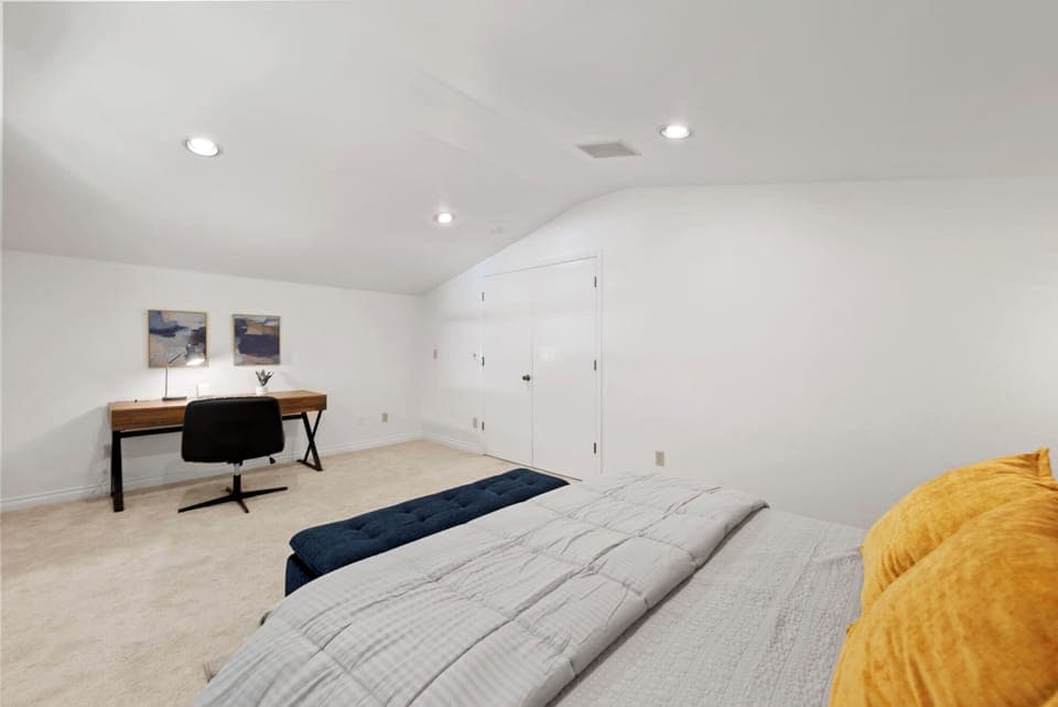 Your very own workspace in the Master suite