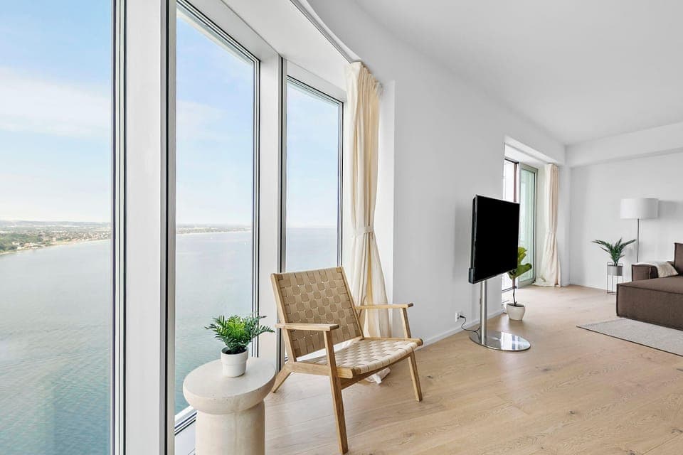 Relaxing area with the most stunning views of the ocean and Risskov