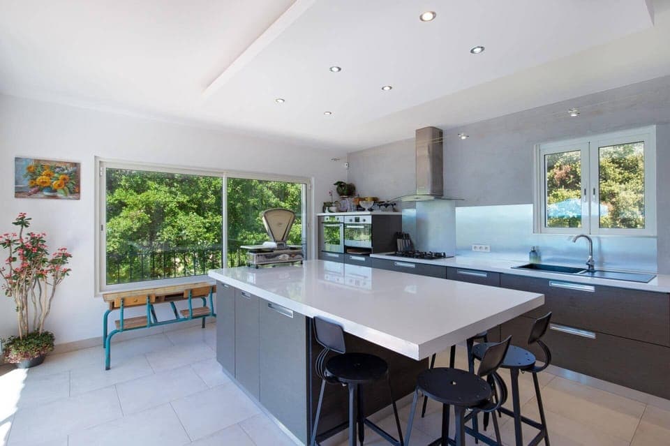 Villa Elegance image