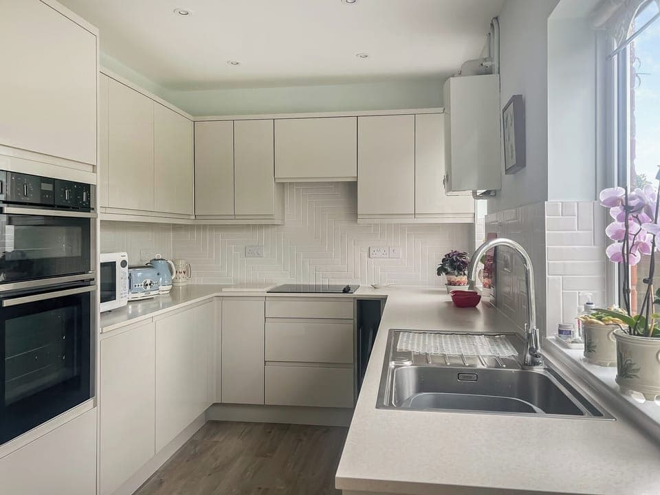 Kitchen | Mum&rsquo;s Place, Hay-on-Wye