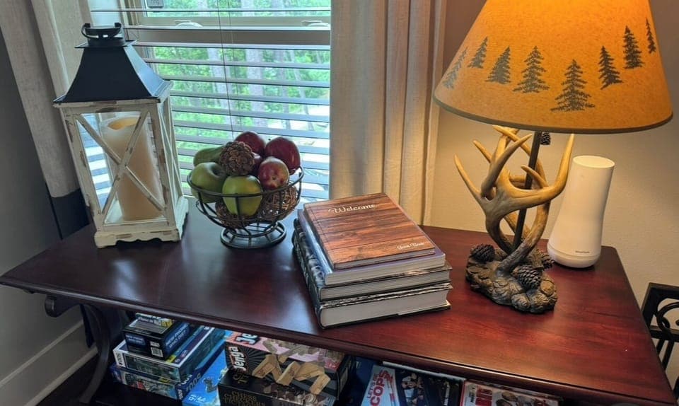 Plenty of Games, Puzzles, DVDs and Reading Materials for a Relaxing Stay