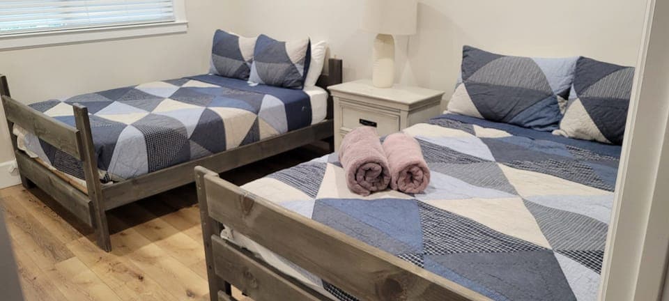 House, Multiple Beds, Hot Tub, Pool View (Destination #43) | 5 bedrooms, individually decorated, individually furnished, bed sheets