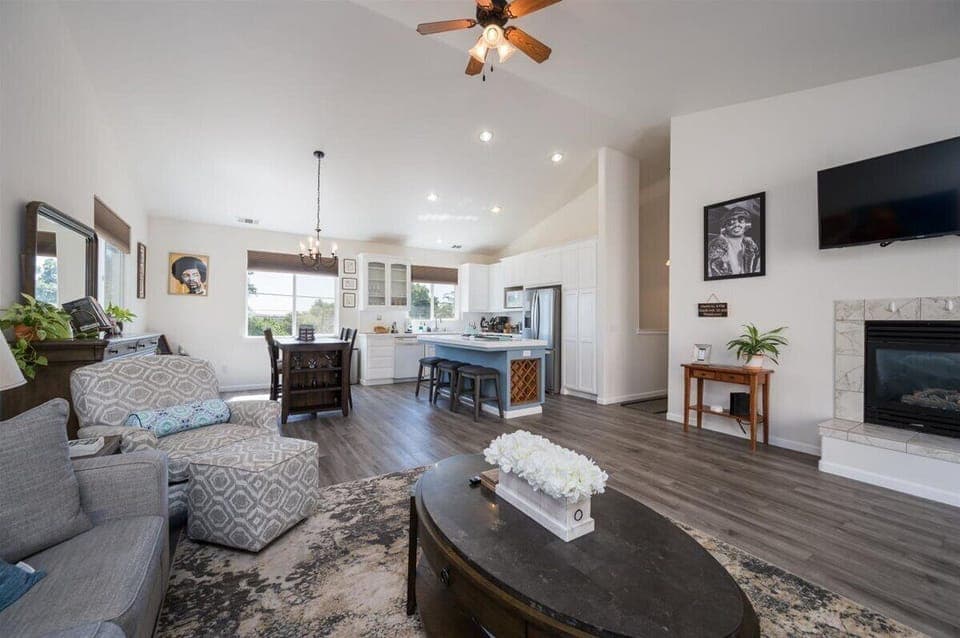 O h Live a little Getaway (1245)