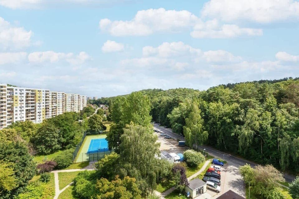 View from the apartment of the surrounding area. 