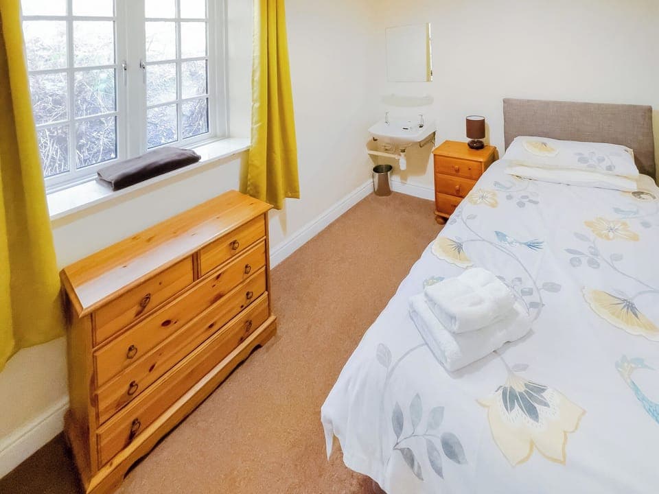 Single bedroom | Blencathra Retreat - Latrigg View - Blencathra Retreats, Threlkeld, near Keswick 