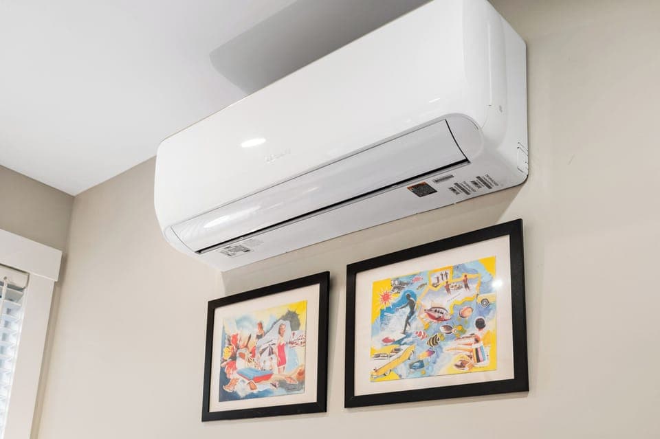 Air Conditioning also in Bedroom