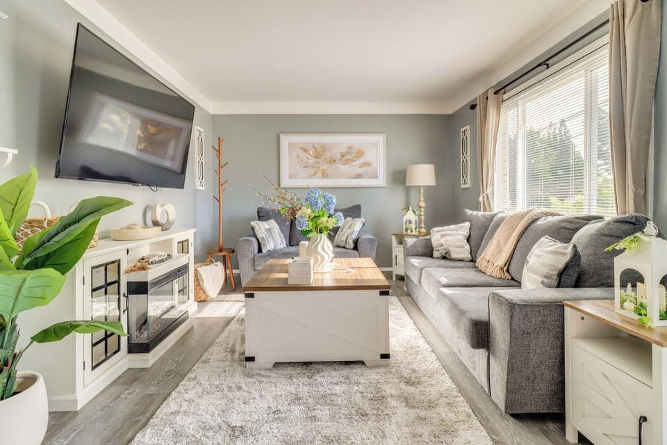 House (3 Bedrooms) | Interior