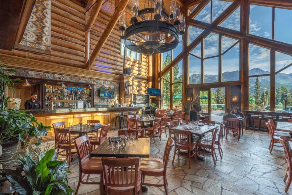 Interior: On-site restaurant The View