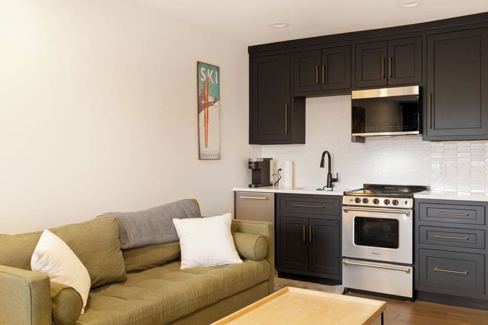 CL310 Kitchen