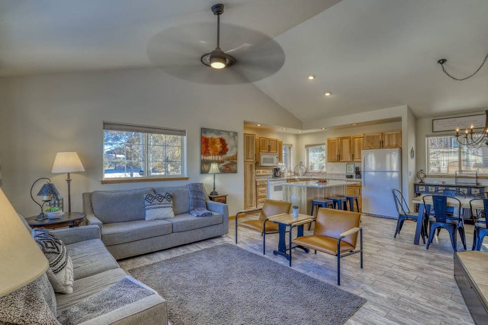 Wide open living dining and kitchen space with a light and airy feel. This is a Super Host property in the sought after Lake Hatcher neighborhood.