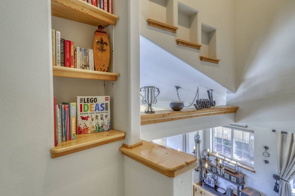 Grab a book, curl up by the fireplace, or enjoy the hot tub and porch space to relax after hitting the slopes or fun on the river and lakes.