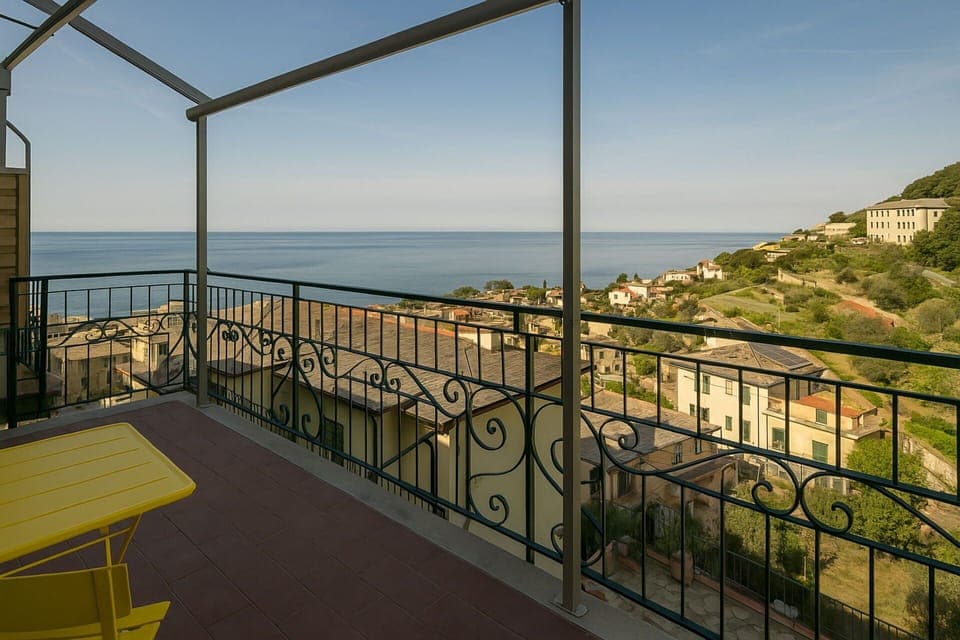 Autumn, Balcony / Terrace / Patio, Scenic View, Spring, Summer