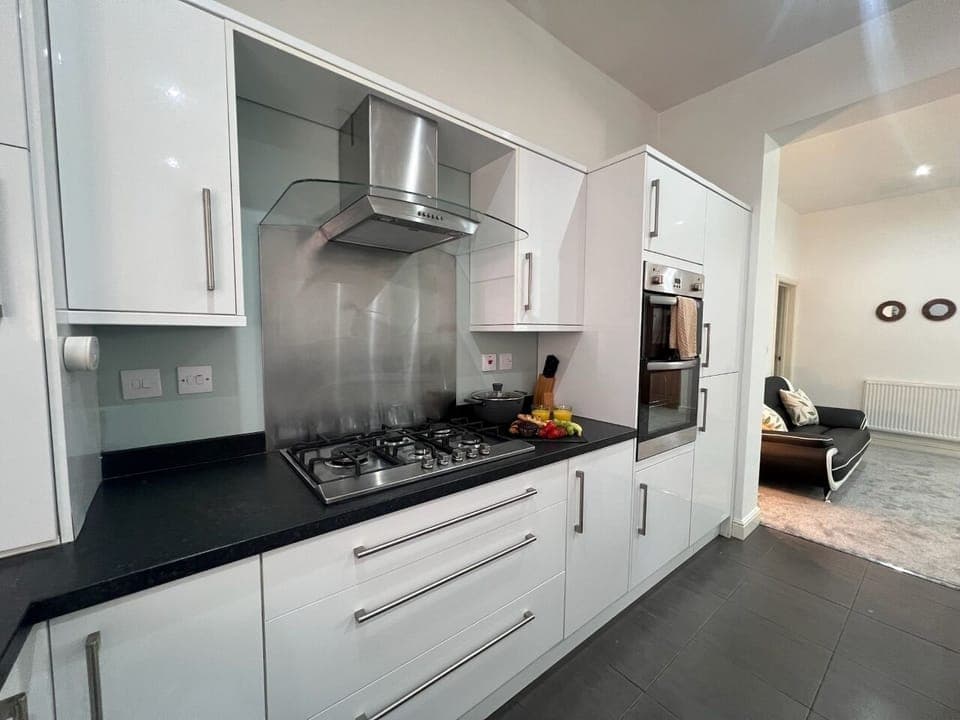 Fully equipped kitchen for home-style cooking