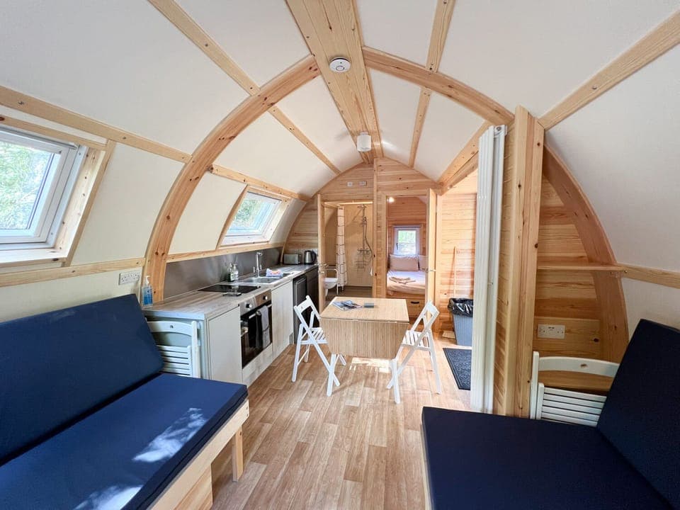 Living Room / Lounge