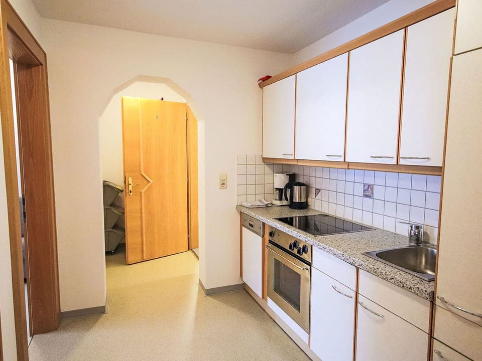 Fridge, oven, dishwasher, highchair