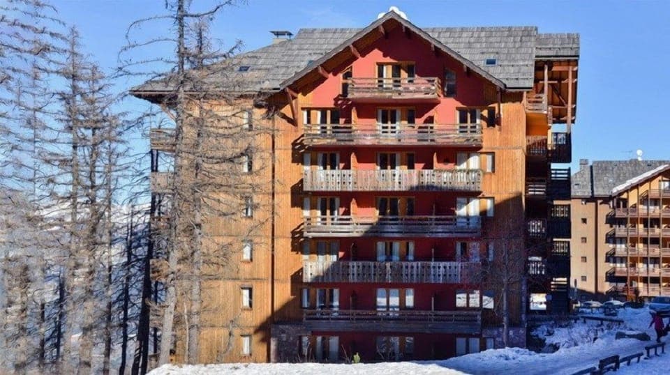 Experience the picturesque atmosphere at this amazing property.