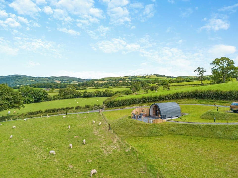 Setting | Leri - Glampio Ger Y Gors Glamping, Talybont, near Borth