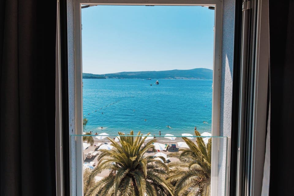 Standard Double Room with Sea View | Beach/ocean view